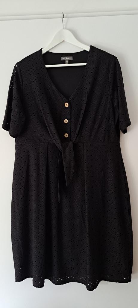 Zwarte jurk Ulla Popken maat 42/44 met korte mouwen, Zwart, Maat 42/44 (L), Ulla Popken, Ophalen of Verzenden