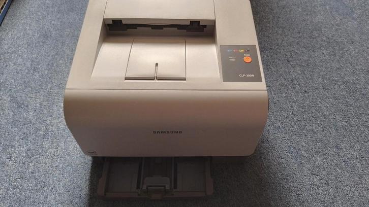 Samsung CLP-300N kleuren-laser printer (met defect), Computers en Software, Printers, Gebruikt, Printer, Laserprinter, Kleur printen
