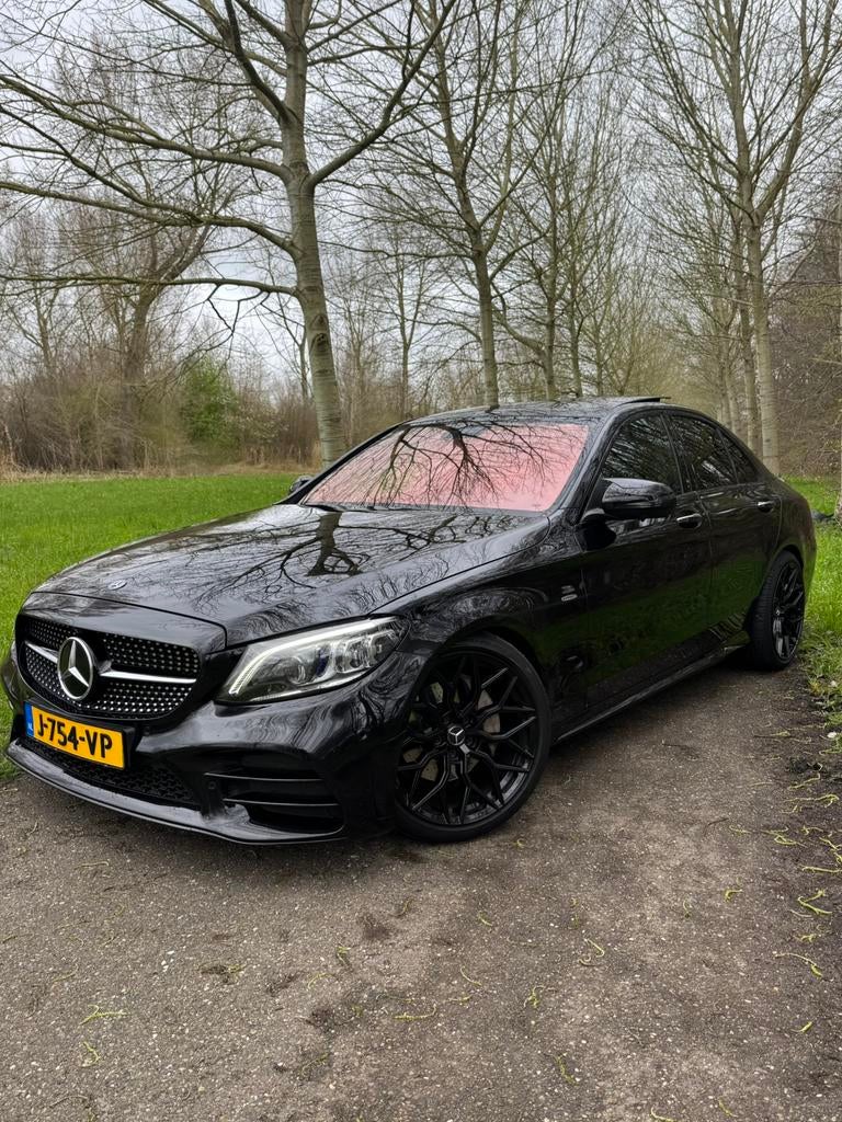 Mercedes-Benz C-Klasse C180 d 145pk 9G-TRONIC 2019 Zwart, Auto's, Mercedes-Benz, Automaat, Achterwielaandrijving, 1800 kg, 4 cilinders