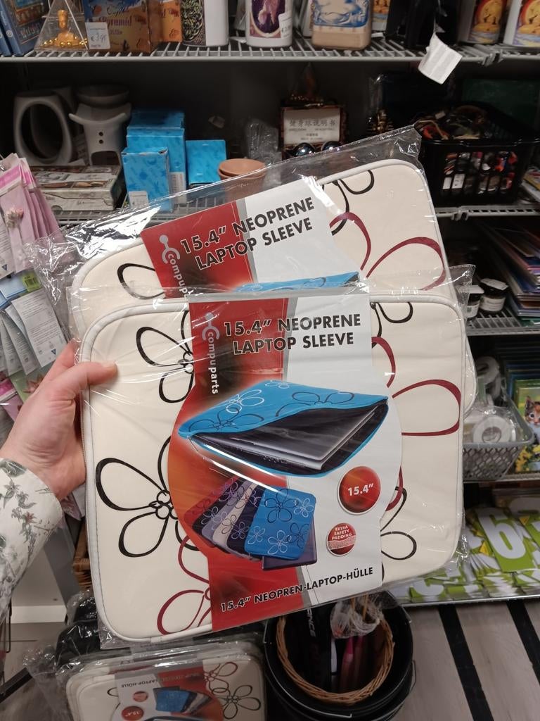 Nieuwe 15.4" Neopreen Laptop Sleeve, Compuparts, 15 inch, Onbekend, Nieuw