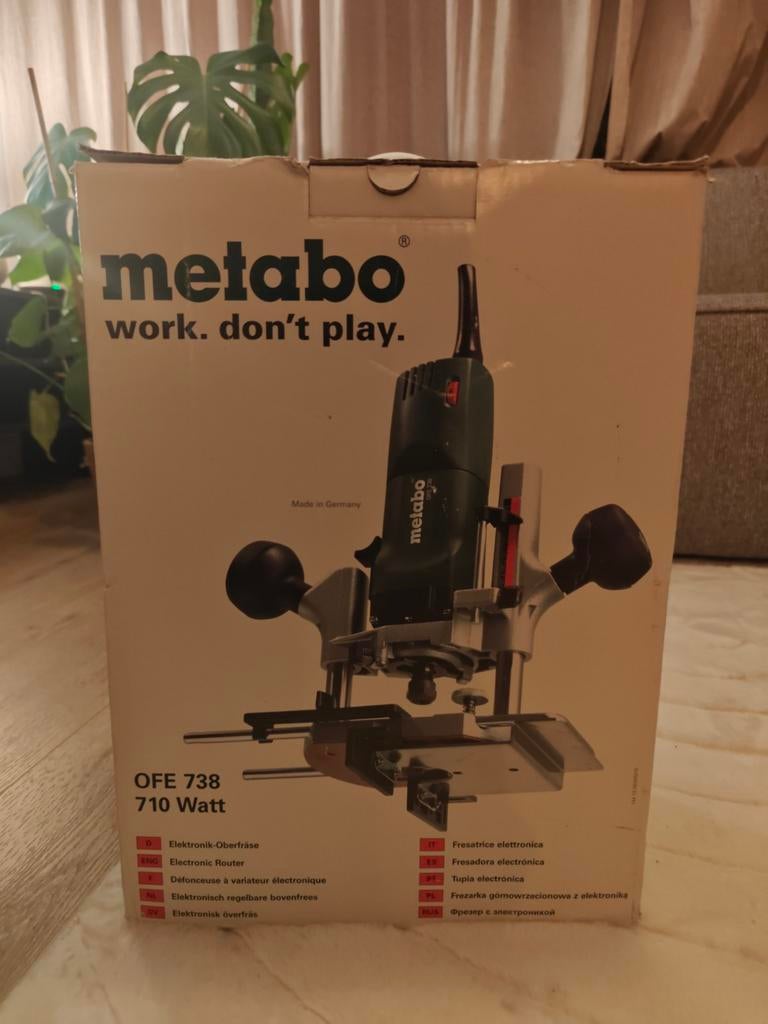 Metabo OFE 738 Bovenfrees, Ophalen of Verzenden, Zo goed als nieuw, Elektrisch, Bovenfrees
