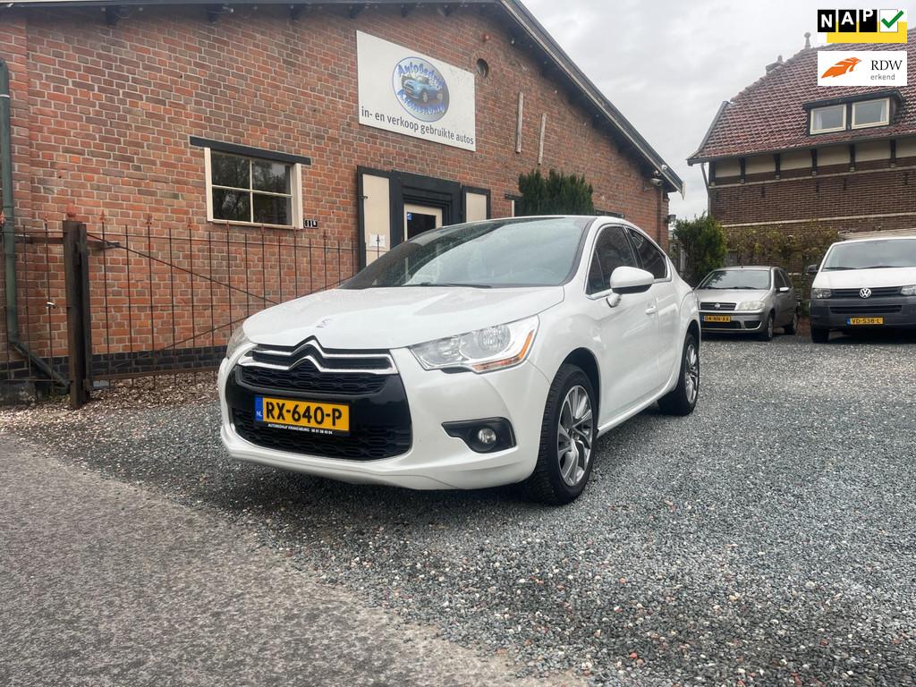 DS 4 1.2 PureTech Chic ( Climate controle + Navigatie + Trek, Stof, Gebruikt, 1199 cc, Bluetooth
