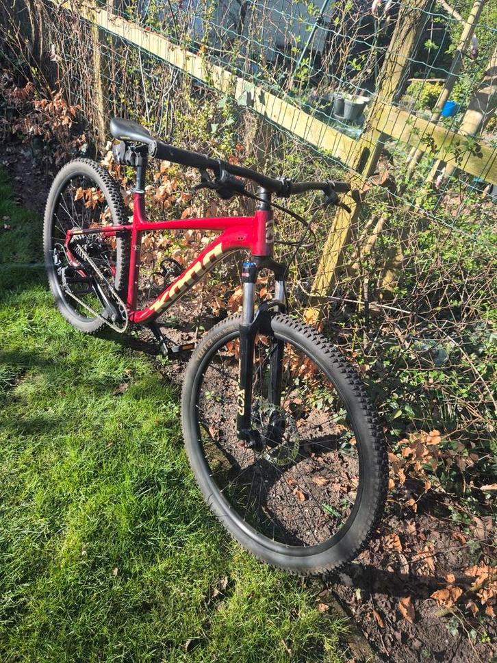 Kona Lava Dome evt. met klikschoenen, -pedalen, helm, broek, Fietsen en Brommers, Fietsen | Mountainbikes en ATB, Gebruikt, Overige merken