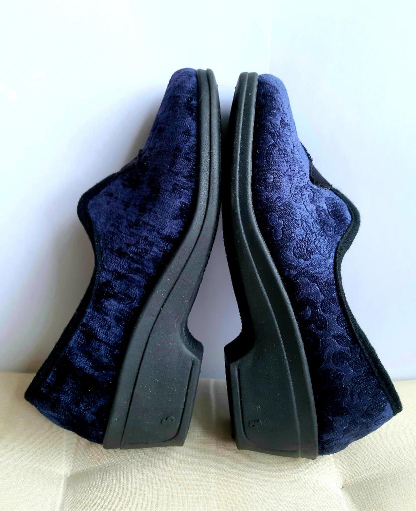 Pantoffels van gedessineerd velours maat 36. Gratis tas., Blauw, Blenzo, Ophalen of Verzenden, Zo goed als nieuw