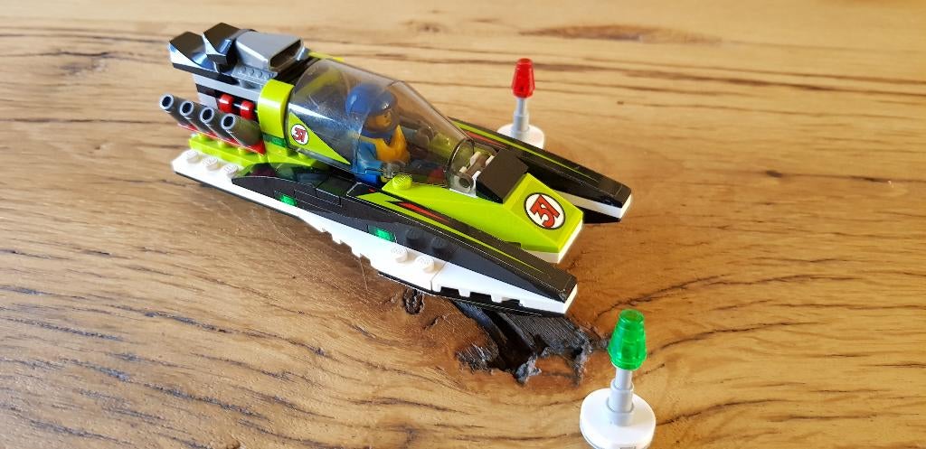 Lego 60114 - Race Boat, Kinderen en Baby's, Speelgoed | Duplo en Lego, Ophalen of Verzenden, Zo goed als nieuw, Complete set, Lego