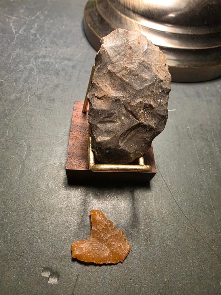 Vuistbijl pijlpunt, Verzamelen, Mineralen en Fossielen, Ophalen of Verzenden