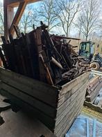 Houten krat vol handgemaakte eiken kapstokken, Gebruikt, Minder dan 100 cm, Hout, Ophalen