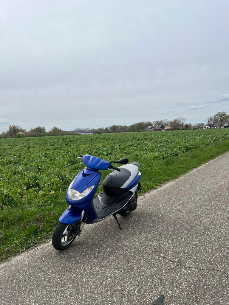 Standaard Peugot Vivacity 50cc - 2 takt, Ophalen, Tweetakt, Maximaal 45 km/u, Zo goed als nieuw