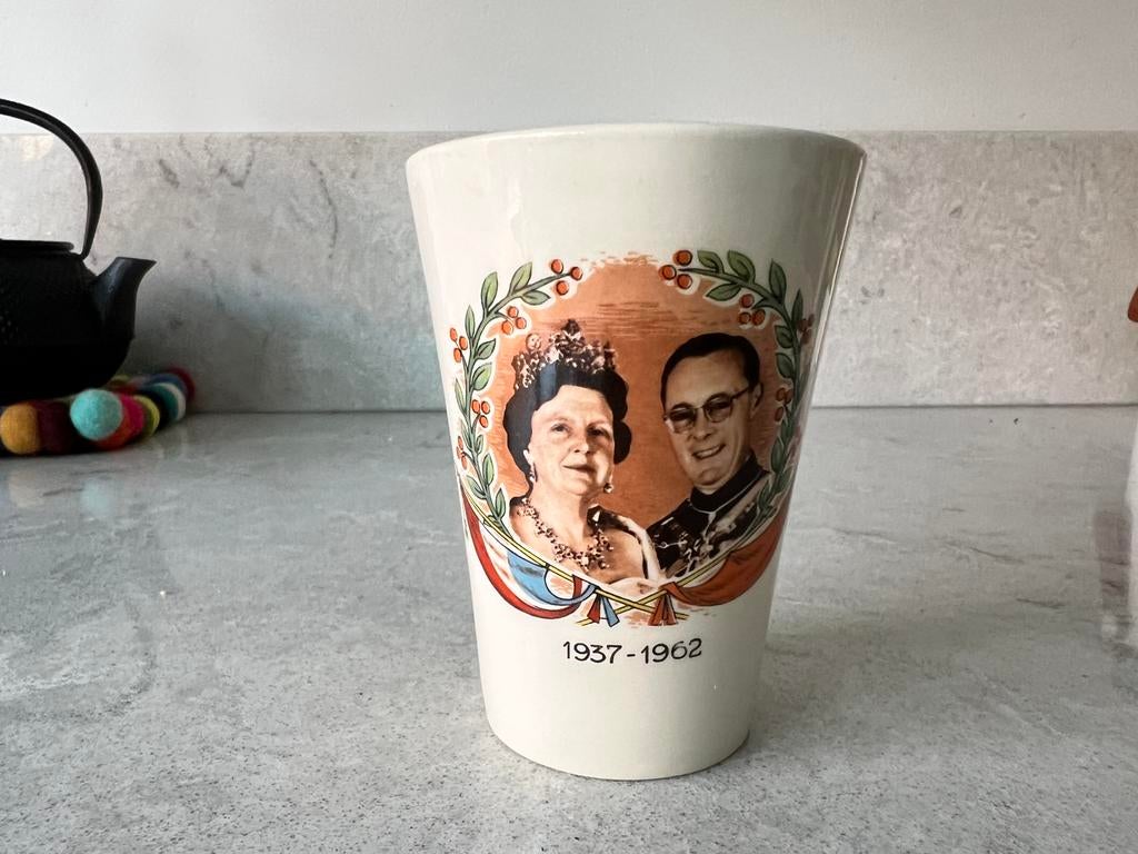 Beker societe de ceramique, Ophalen of Verzenden, Zo goed als nieuw, Servies