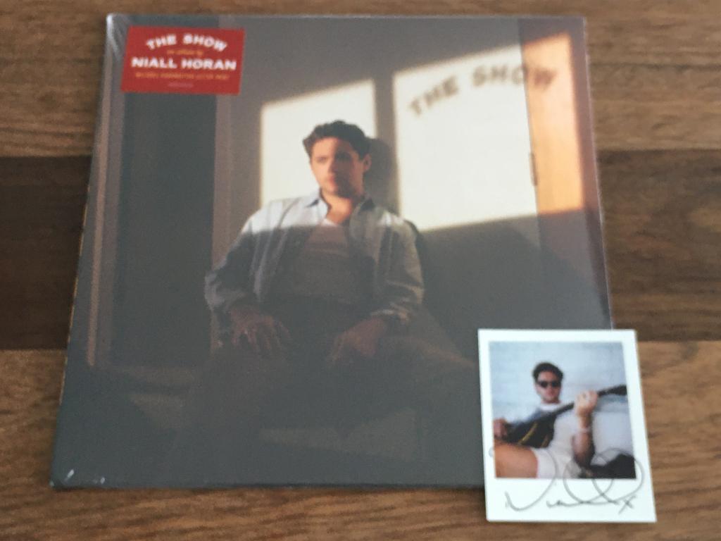 Vinyl LP Niall Horan The Show BLUE Vinyl GESIGNEERD NIEUW, Ophalen of Verzenden, Nieuw in verpakking, 12 inch