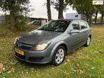 Opel Astra 1.6 Enjoy 5Drs 1e eigenaar, Voorwielaandrijving, 15 km/l, Gebruikt, Zwart
