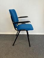 Stoelen model 3313 met armleggers, blauw, zwart onderstel, Niet ingevuld, Stof, Gebruikt, Blauw