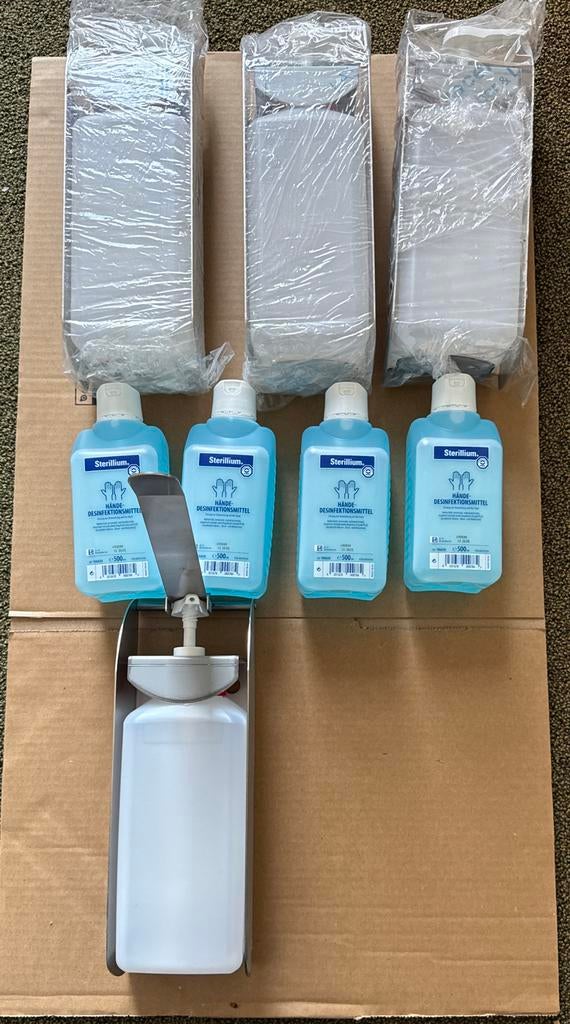 4 stuks zeep / Desinfectiemiddel 4 rvs Dispenser Navullingen, Ophalen of Verzenden, Overige typen