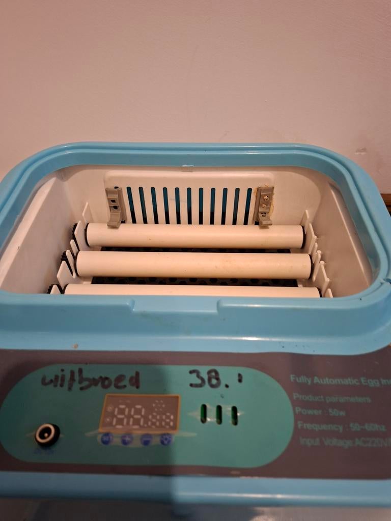 Broedmachine met volautomatische keerrichting, Ophalen, Broedmachine