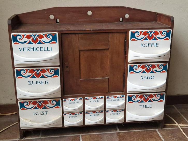 Vintage kruidenkastje van hout met porseleinen lades, Antiek en Kunst, Antiek | Keukenbenodigdheden, Ophalen
