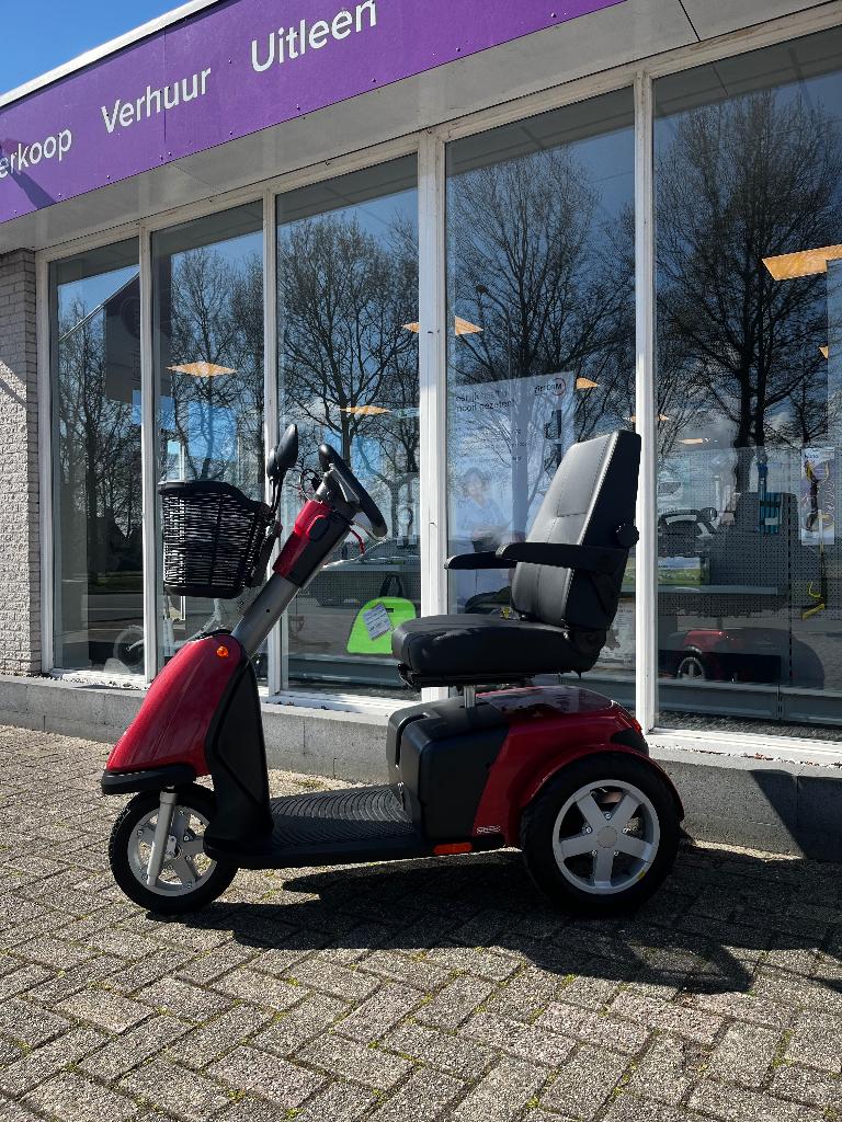 Trophy 6 Showroommodel van €5.595,- nu voor €3.995,-, Ophalen, Nieuw, Sterling, Sterling