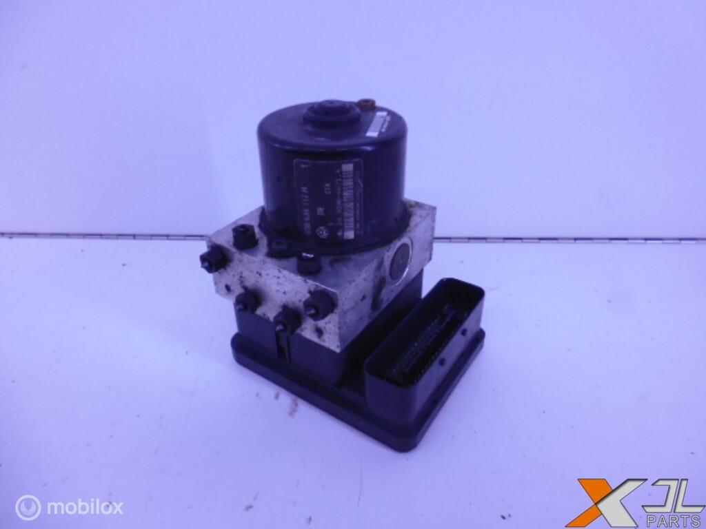 VW POLO 9N 9N3 ABS POMP GEBRUIKT 6Q0614117H 6Q0907379L, Gebruikt, Volkswagen, Ophalen of Verzenden, Volkswagen