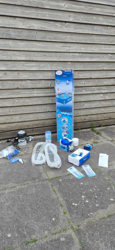Bestway zwembad met veel extra's, Minder dan 80 cm, Ophalen of Verzenden, Opzetzwembad, 200 tot 400 cm