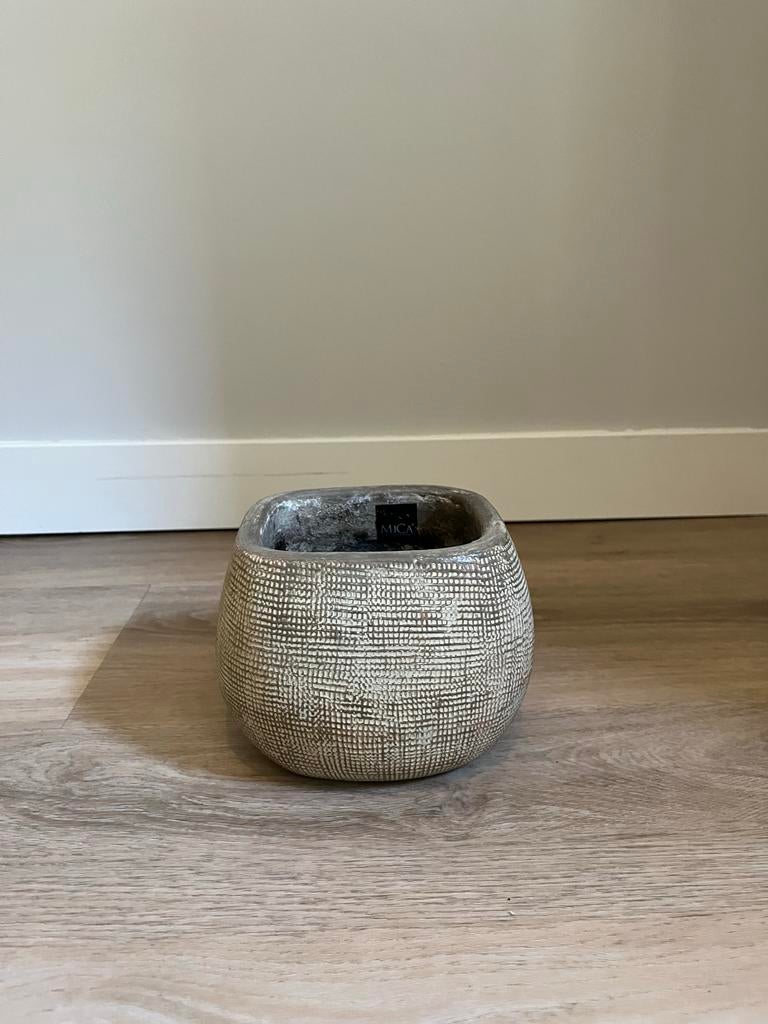 Mica bloempot 12x18, Ophalen, Rond, Binnen, Zo goed als nieuw
