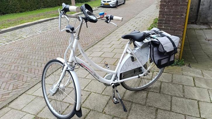 Sparta Granny E-bike met nieuwe accu, Fietsen en Brommers, Elektrische fietsen, Zo goed als nieuw, Sparta, Minder dan 30 km per accu