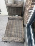 2 Voeten bankjes met kussen, Ophalen, Zo goed als nieuw, Campingstoel