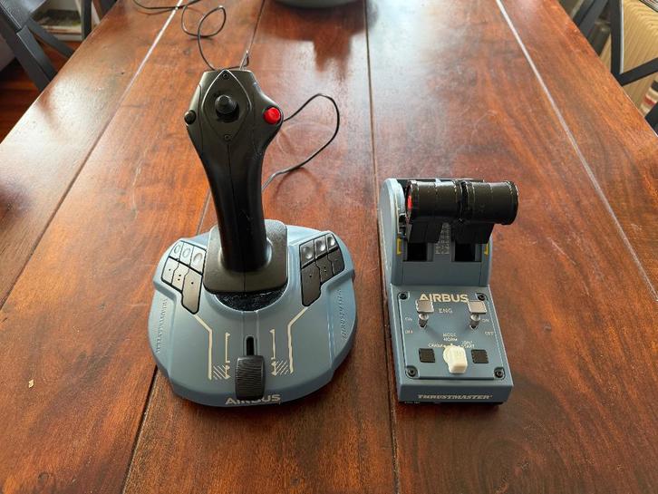 Thrustmaster TCA Officer Pack, Computers en Software, Joysticks, Zo goed als nieuw, Ophalen of Verzenden
