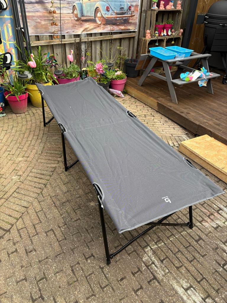 Nieuwe opvouwbare campingbedden - 6 stuks beschikbaar, Caravans en Kamperen, Luchtbedden, Ophalen of Verzenden, Nieuw, 1-persoons