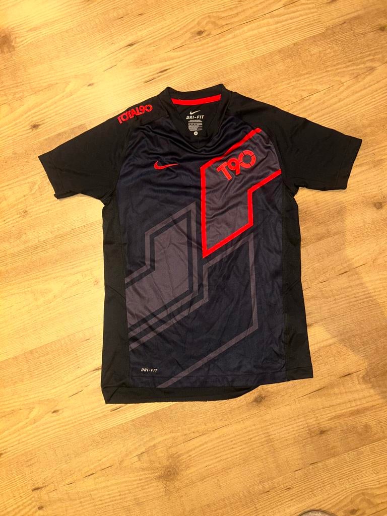 T90 Nike Kinder Sportshirt Maat M, Ophalen of Verzenden, Gebruikt, Jongen of Meisje