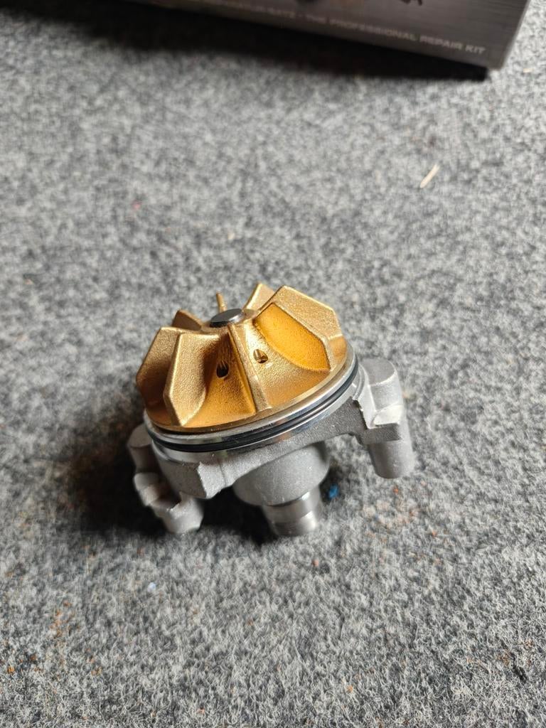 Waterpomp nieuw Vivaro traffic Primaster, Ophalen of Verzenden, Nieuw