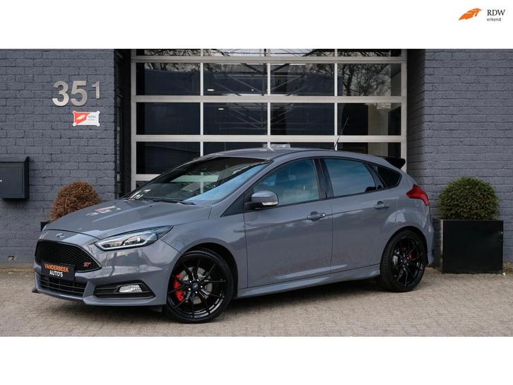 Ford FOCUS 2.0 ST 250PK Stealth Grey | RS | Uniek!, Auto's, Ford, Bedrijf, Te koop, Focus, ABS, Airbags, Airconditioning, Bluetooth