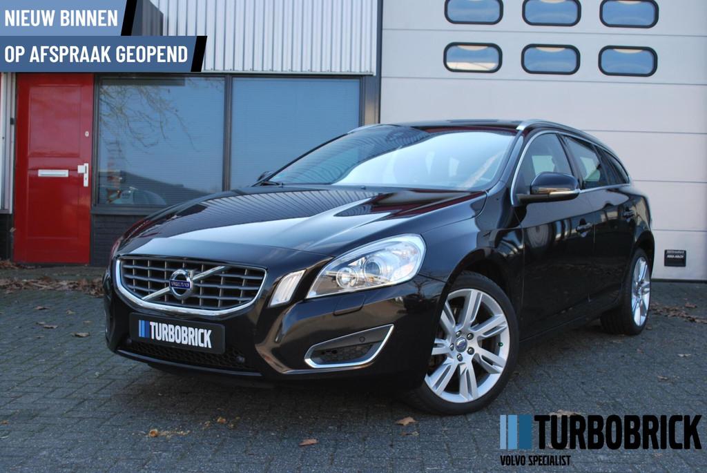 Volvo V60 2.0 T5 Summum |Leder|PDC|NAVI|Trekhaak|Cruise|Youn, Auto's, Voorwielaandrijving, Euro 5, Zwart, 4 cilinders