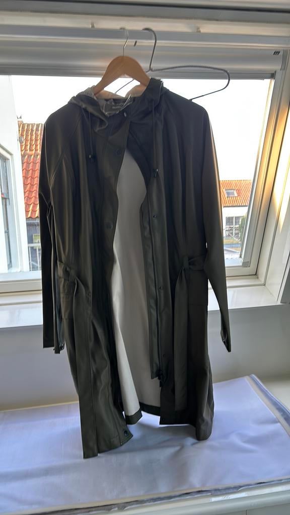 Ilse Jacobsen regenjas mosgroen, Ophalen of Verzenden, Gedragen, Maat 42/44 (L), Groen