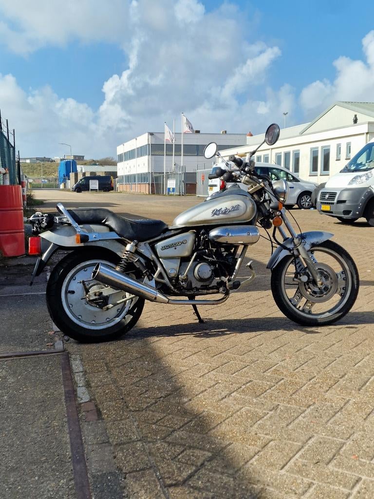 Jincheng JC50Q-8 Knight motorfiets, Fietsen en Brommers, Brommers | Oldtimers, Ophalen