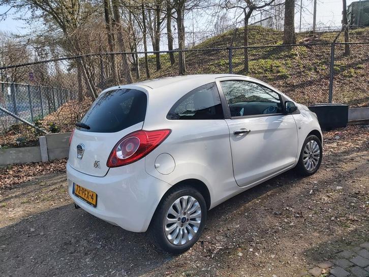 Ford ka titanium 1.2 airco, Auto's, Ford, Particulier, Ophalen