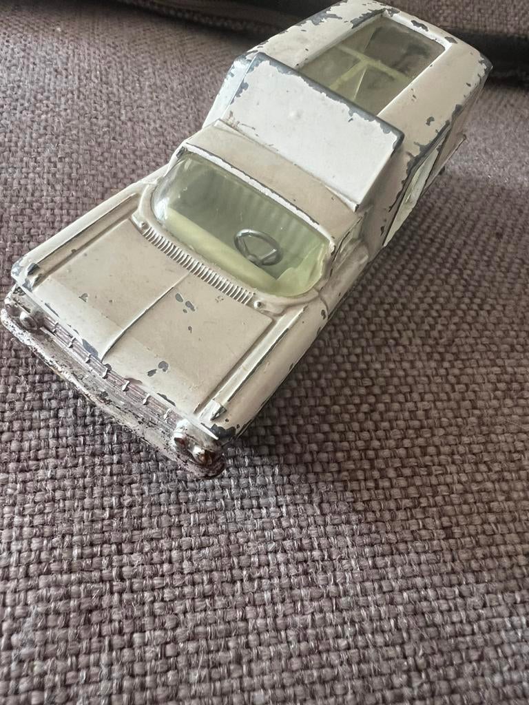 model auto Corgi toys Chevrolet Impala 24751/65, Ophalen of Verzenden, Zo goed als nieuw, Auto