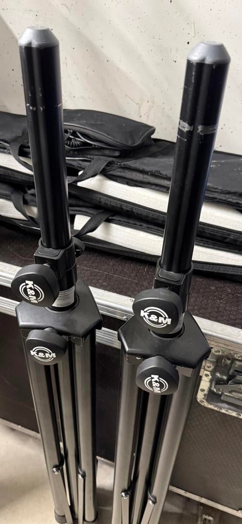 K&M speaker/ licht statief., Muziek en Instrumenten, Standaards, Ophalen, Zo goed als nieuw, Speaker