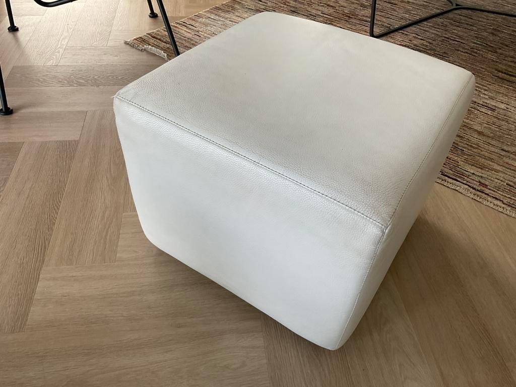 Hocker, Ophalen, Gebruikt, Vierkant, 50 tot 75 cm