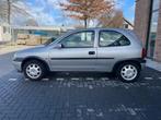 Opel Corsa 1.2i-16V Strada, Auto's, 450 kg, Gebruikt, 31 €/maand, Origineel Nederlands