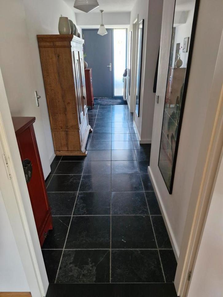 Eikhout kast met twee deuren, Antiek en Kunst, Antiek | Meubels | Kasten, Ophalen of Verzenden