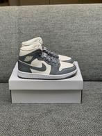 Jordan 1 mid stealth 36,5, Kleding | Dames, Schoenen, Ophalen of Verzenden, Nieuw, Sneakers of Gympen