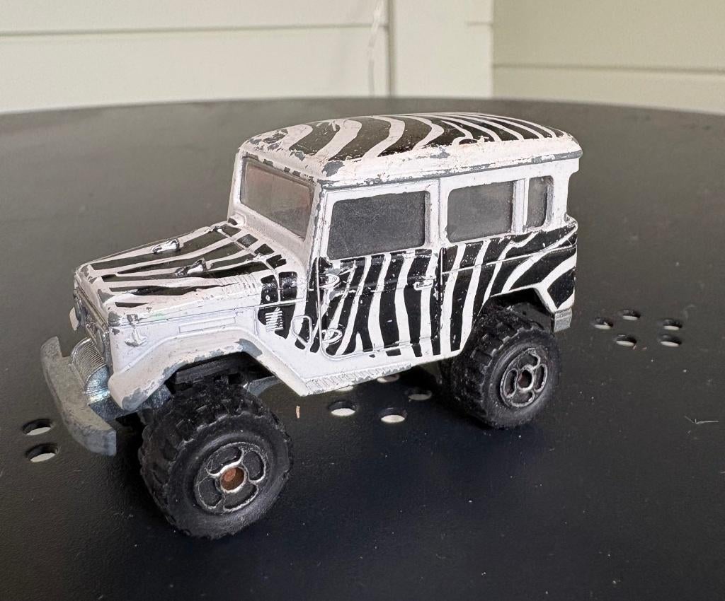 Majorette Toyota Landcruiser SAFARI, Hobby en Vrije tijd, Modelauto's | Overige schalen, Ophalen of Verzenden, Gebruikt, Auto