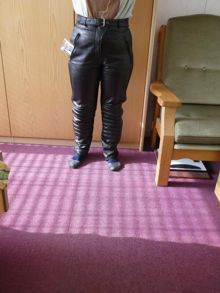 Leren Dames Motorfiets broek mt 40 Merk MQP, Broek | leer, Dames, Mqo, Ophalen