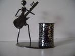 Gitaarspeler gemaakt van schroeven en moeren 15cm hoogte, Ophalen of Verzenden