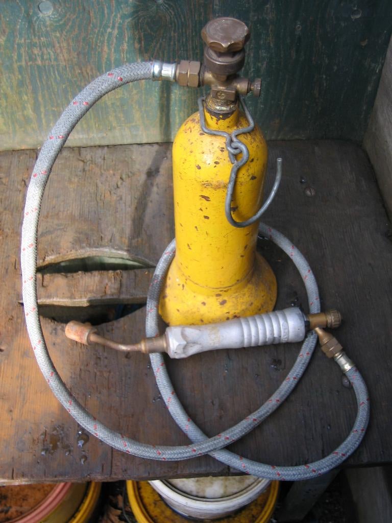 cpl karwei flesje cpl met brander, Doe-het-zelf en Verbouw, Ophalen of Verzenden, Gebruikt, Minder dan 150 ampère, Overige typen