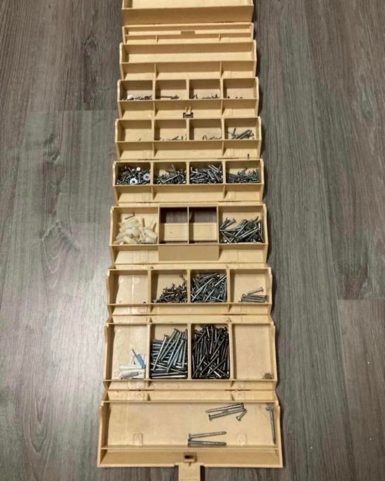 Rolykit opbergsysteem met schroeven, spijkers en pluggen, Ophalen of Verzenden, Gevuld, Zo goed als nieuw