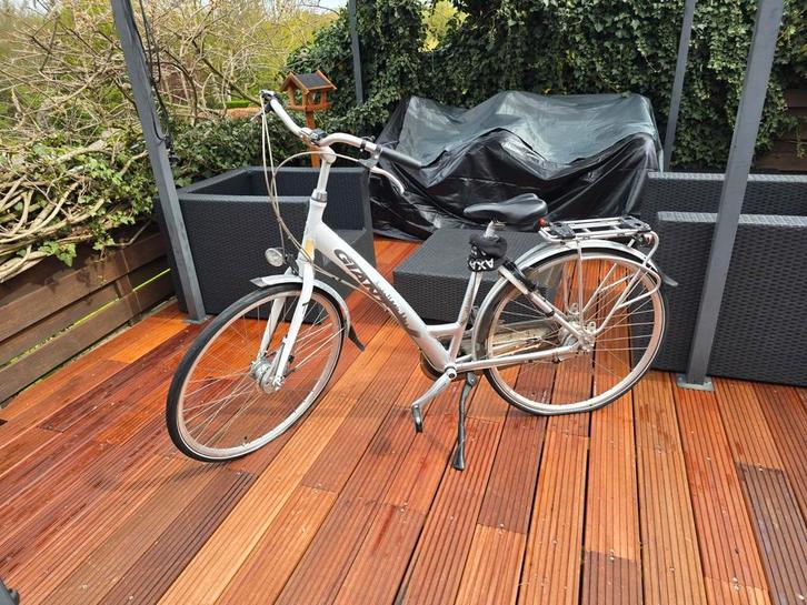 Giant Damesfiets wit CS2, Fietsen en Brommers, Fietsen | Dames | Damesfietsen, Gebruikt, Giant, Ophalen of Verzenden