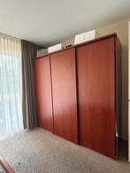 Kledingkast, Ophalen