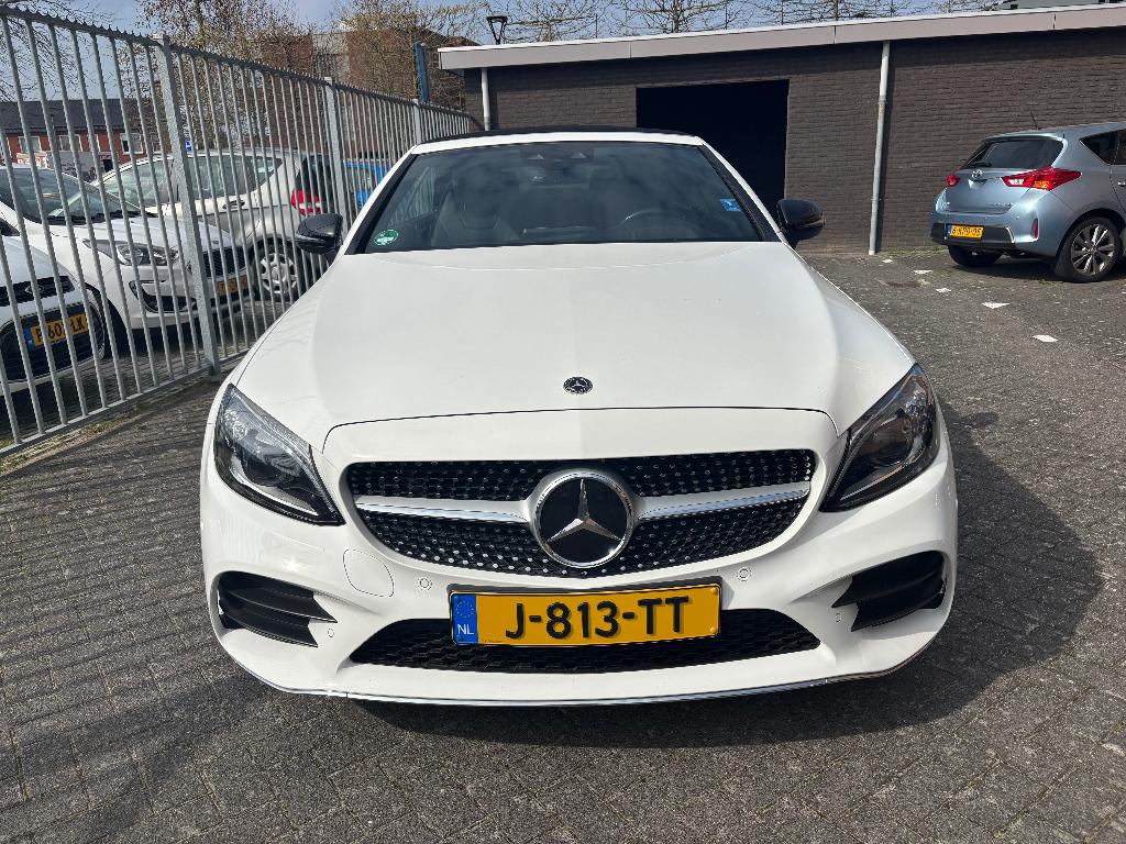 Mercedes-Benz C-Klasse C200 184pk 9G-TRONIC 2018 Wit, Auto's, Euro 5, 1800 kg, Zwart, 4 cilinders