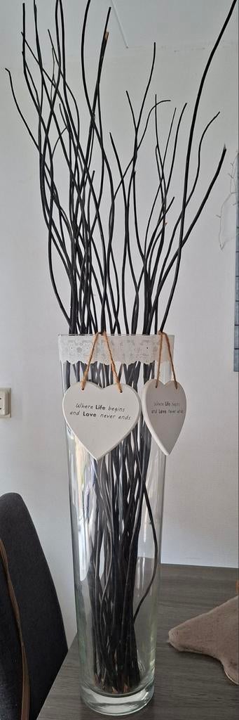 Grote glazen vaas met decoratieve takken en hartjes, Ophalen, Overige kleuren, 50 tot 75 cm, Glas