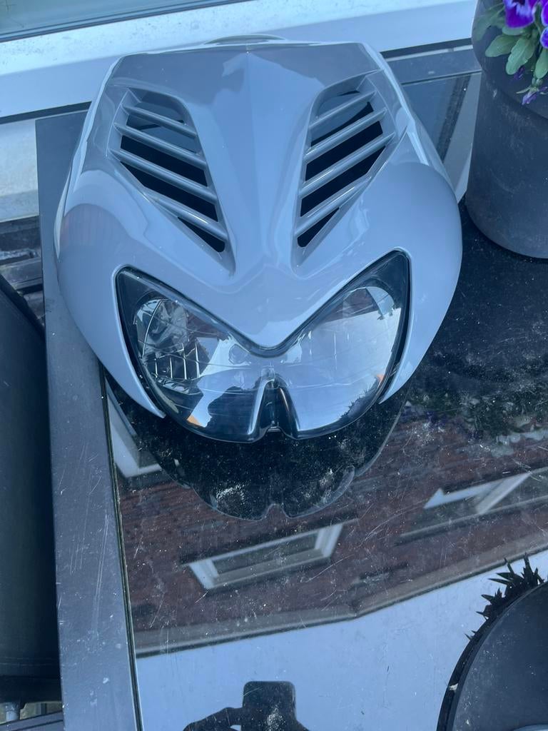 Yahama  aerox lamp, Fietsen en Brommers, Ophalen of Verzenden, Zo goed als nieuw, Benzine, Overige modellen